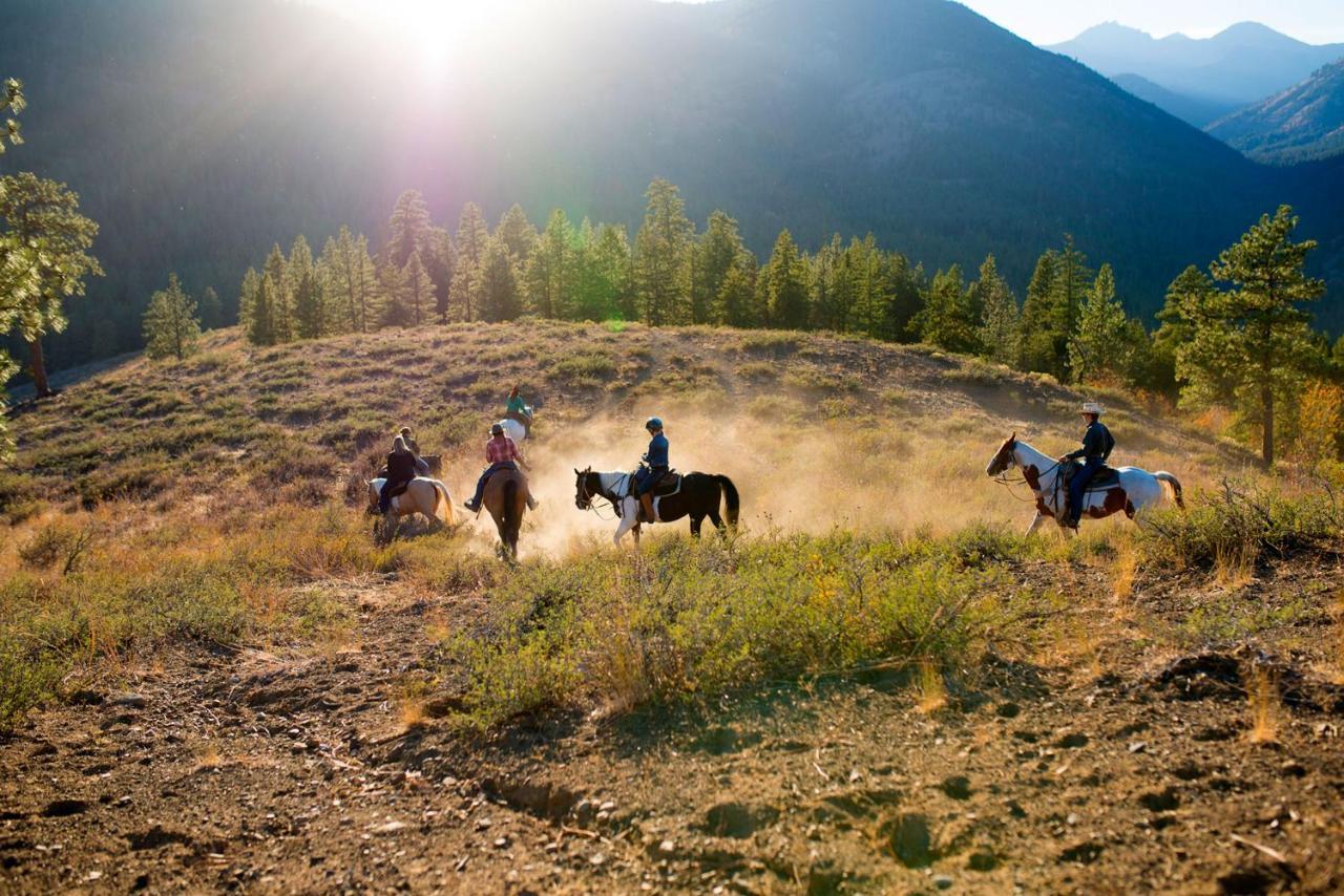 Sun Mountain Lodge Winthrop Bagian luar foto