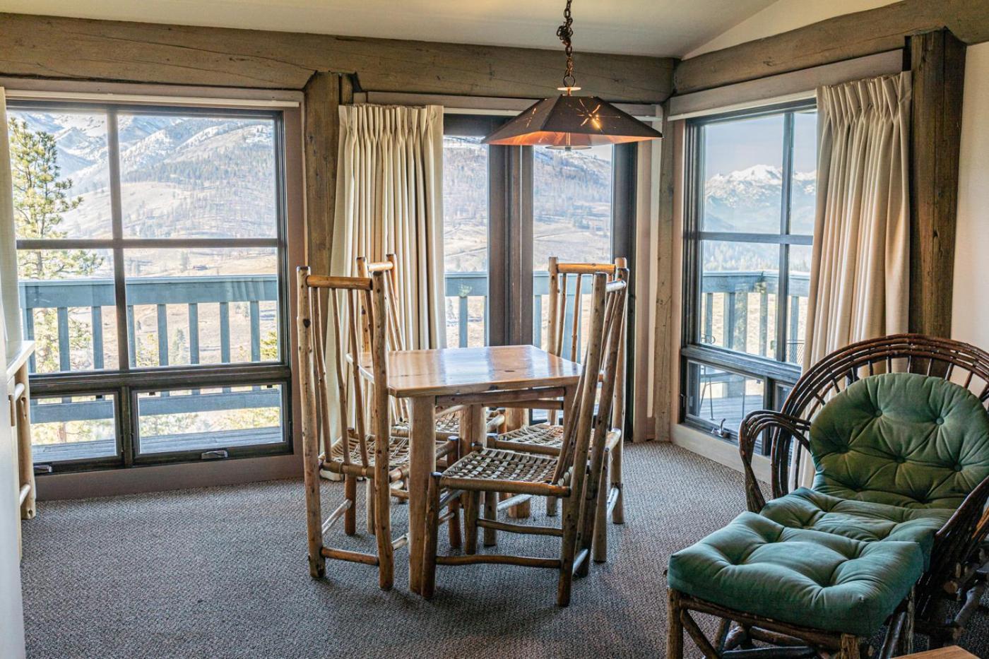 Sun Mountain Lodge Winthrop Bagian luar foto
