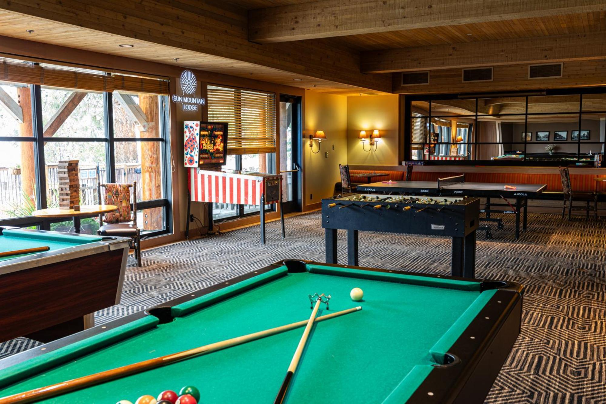 Sun Mountain Lodge Winthrop Bagian luar foto